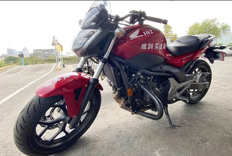 HONDA NC750